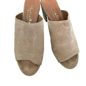 MARELLA Tan Block Heel Mules